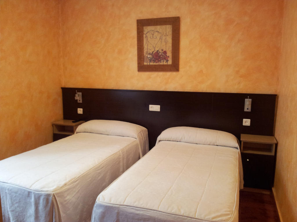 Alojamientos Rio Cares Leon Phòng bức ảnh
